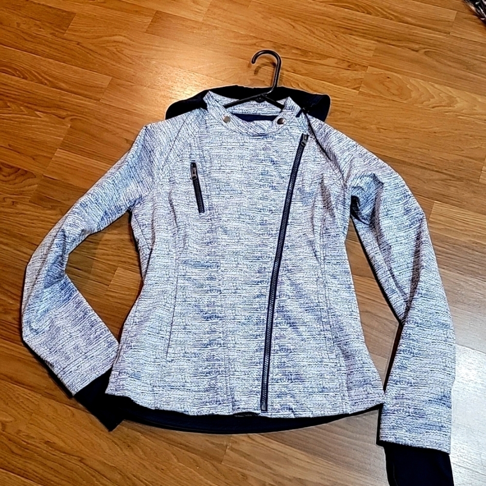 Mondetta jacket